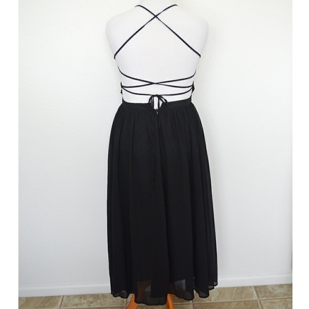 Lavish Alice Black Strappy Open Back Dress NEW - Picture 5 of 7